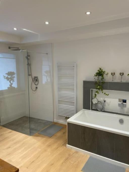 *Neu* Extravagantes Eifelhaus Am Nuerburgring Villa Mannebach  Exteriör bild